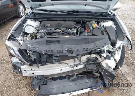 2021 Toyota Camry Xse z USA, uszkodzony, nr VIN 4T1K61AK8MU525668